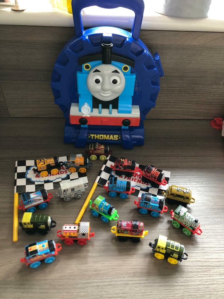 thomas & friends minis storage case train